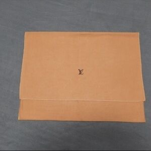 Louis Vuitton Tan Dust Bag Sz H13.5"×W18"